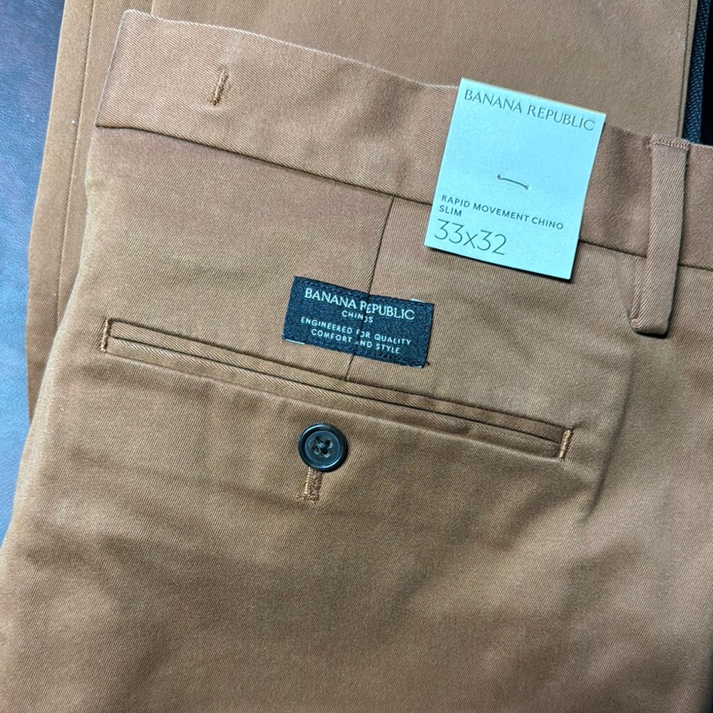 Banana Republic Men's whiskey Chino Pants